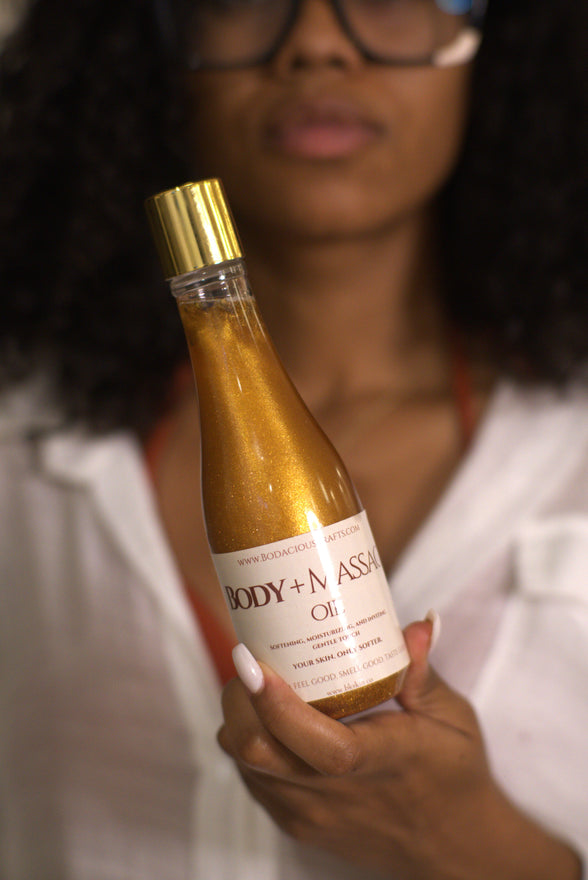 Shimmering Body & Massage Oil