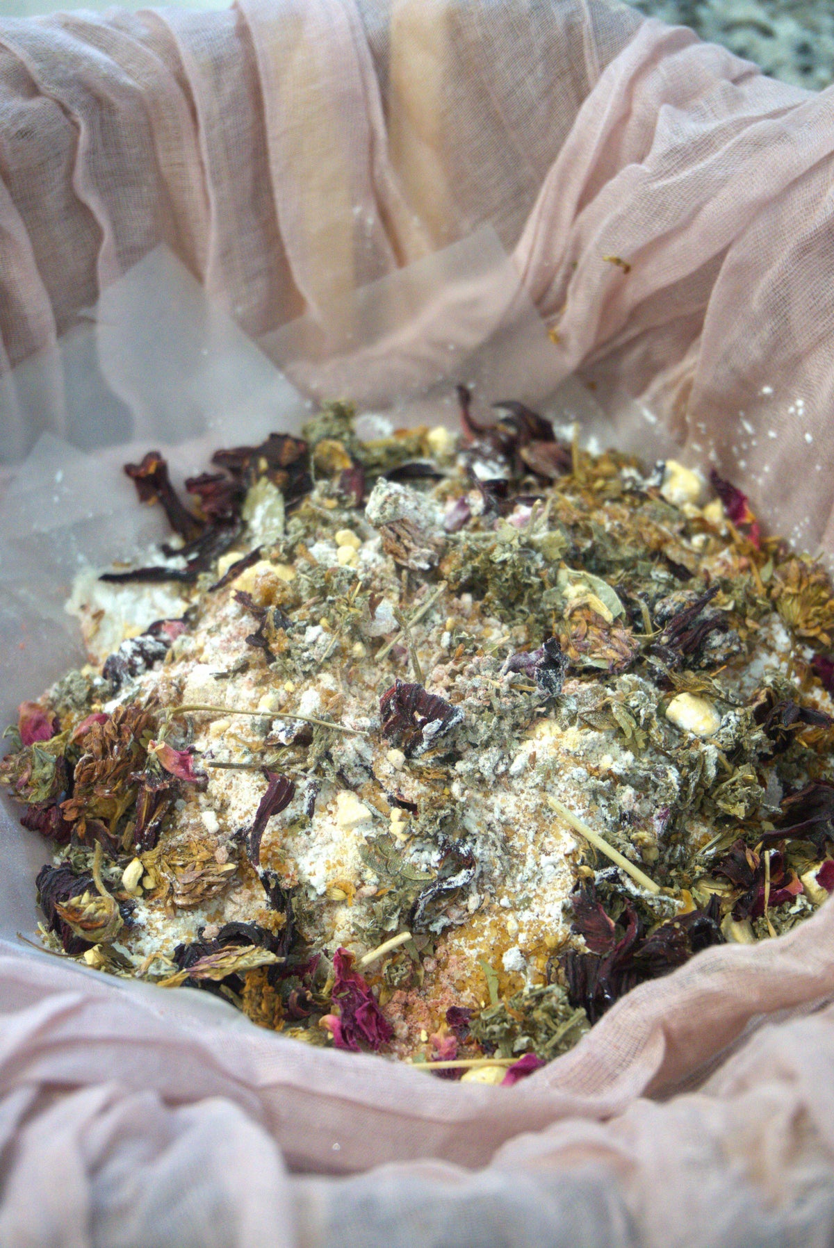 Rose Hibiscus Milk Bath Tea